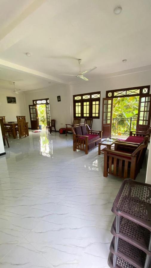 Kaumadi Villa Unawatuna Exterior photo